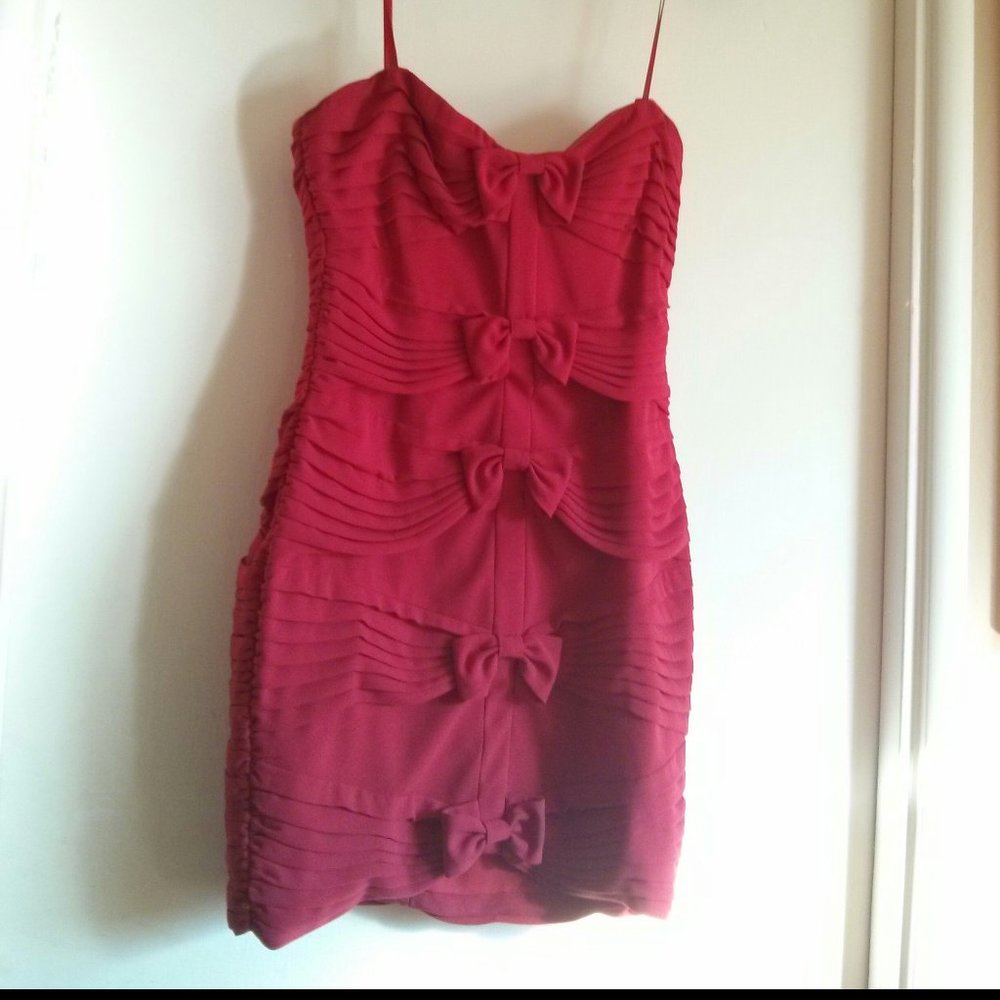 Strapless Red Ruched Bow Front Dress Party Cocktail Holiday Celebration NYE Club